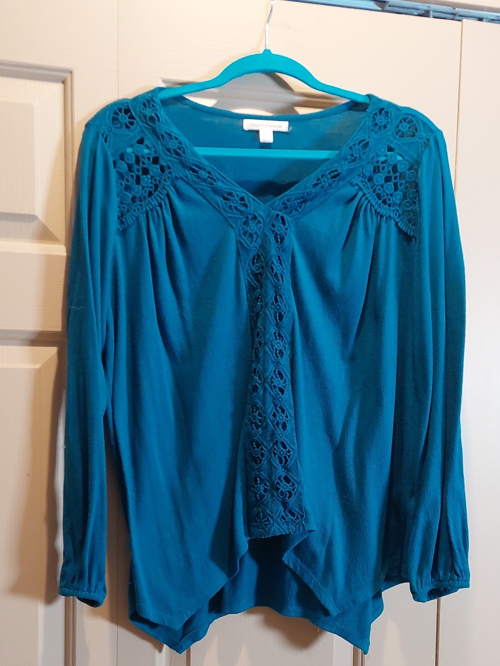 JohnPaulRichard Teal Crochet-Trim Long Sleeve Blouse